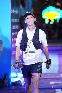 BIB: 5719
                            <button type="button" onclick="openModal(26236793)" class="btn btn-primary btn-sm float-right btn-popup" data-toggle="modal" data-target=".modal-high-quality">
                        <i class="fas fa-shopping-cart"></i> Add to Cart
                    </button>
                                            <button type="button" onclick="isThisMe(26236793, true)" class="btn btn-success btn-sm float-right btn-popup btn-isme hidden" data-toggle="tooltip" data-placement="bottom" title="นี่คือรูปของคุณใช่ไหม คลิกที่นี่เพื่อเอาเข้าอัลบั้ม">
                        <i class="fas fa-plus"></i> Add to album
                    </button>
                    <button type="button" onclick="isThisMe(26236793, false)" class="btn btn-warning btn-sm float-right btn-popup btn-isnotme hidden">
                        <i class="fas fa-ban"></i> Remove from album
                    </button>